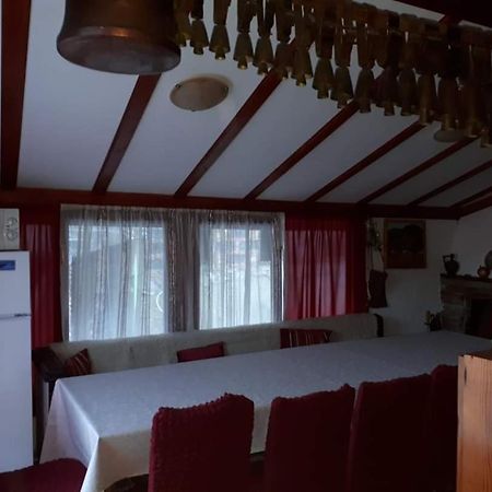 Къща За Гости Орфей Smoljan Exterior foto