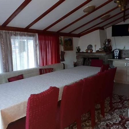 Къща За Гости Орфей Smoljan Exterior foto