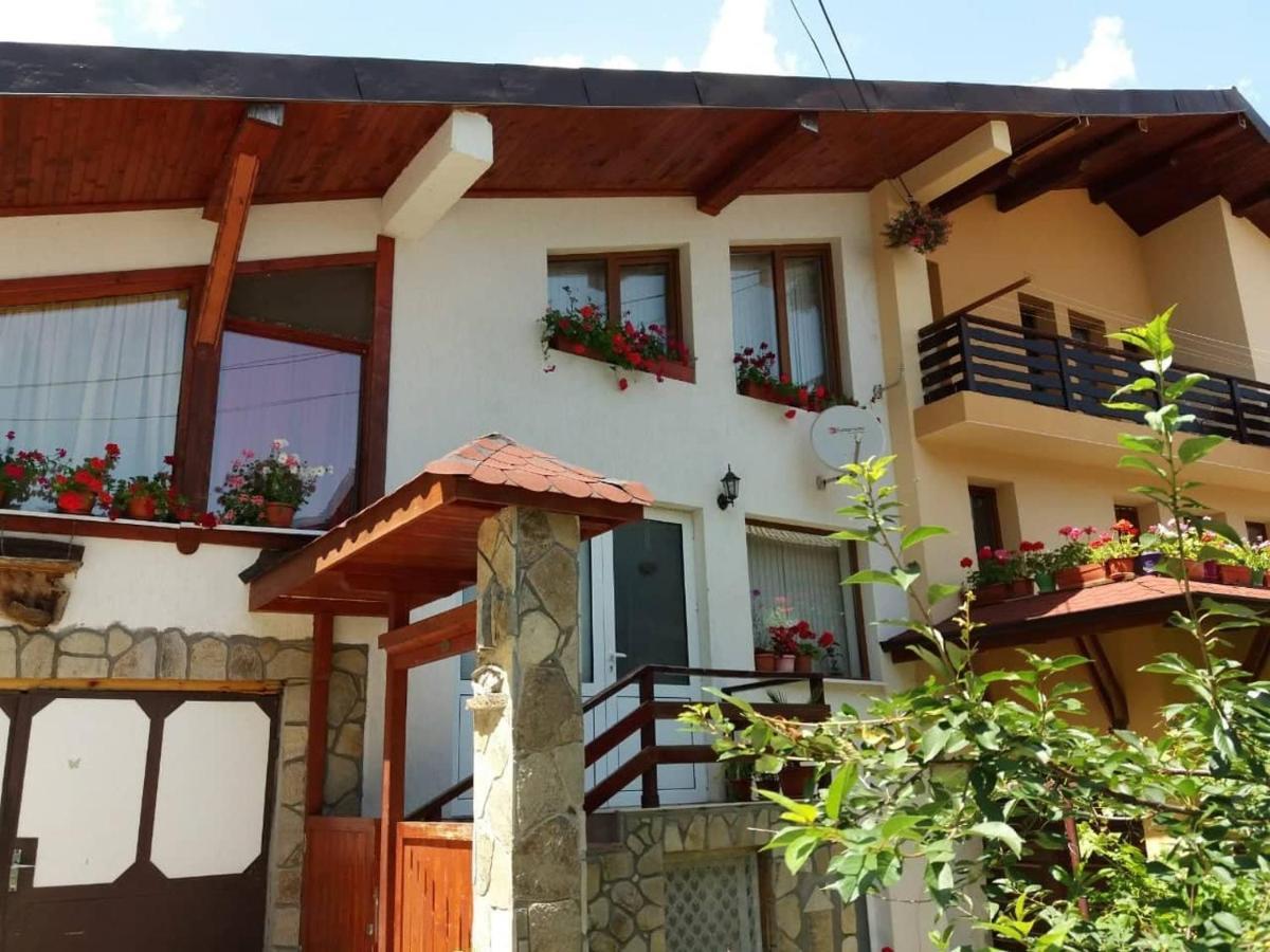 Къща За Гости Орфей Smoljan Exterior foto